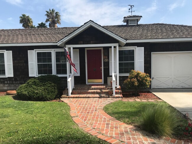 Great curb appeal! - 1638 Greenwood Ave