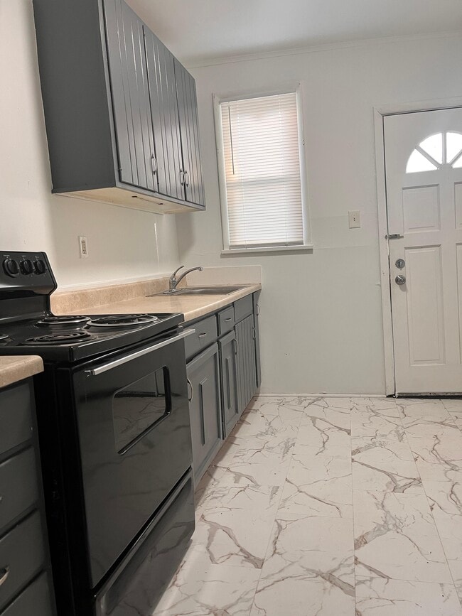 Foto del edificio - 1119 Lafayette St