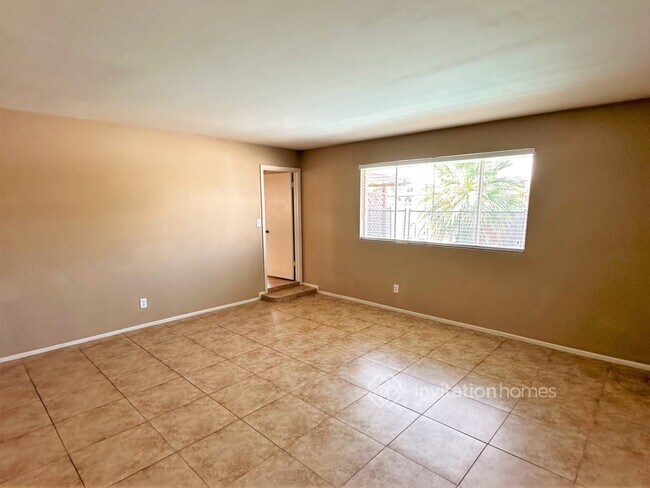 Foto del edificio - 3828 W Lane Ave