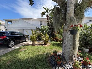 Building Photo - 9262 Boca Gardens Pkwy