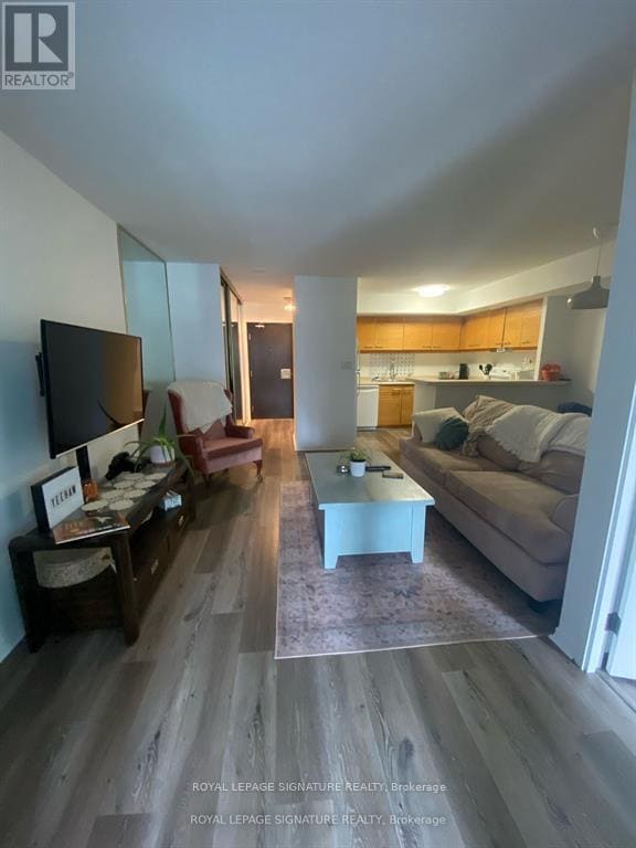 Building Photo - 25 The Esplanade