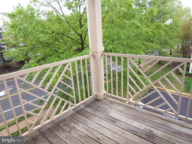 Foto del edificio - 5920 Founders Crossing Ct