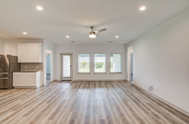 Building Photo - 3711 Birtley Bnd Wy