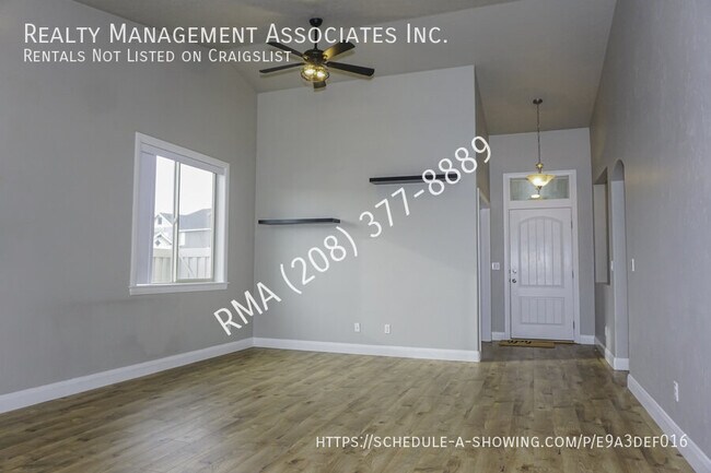 Foto del edificio - 4614 N Willowside Ave