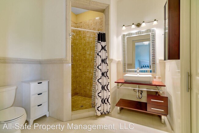 Foto del edificio - 5 br, 6 bath House - 3 Highgate