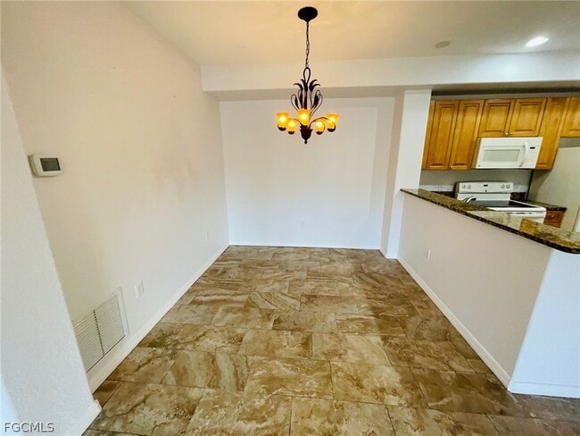 Building Photo - 13190 Bella Casa Cir