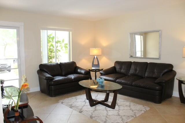 Foto del edificio - 6436 Chasewood Dr