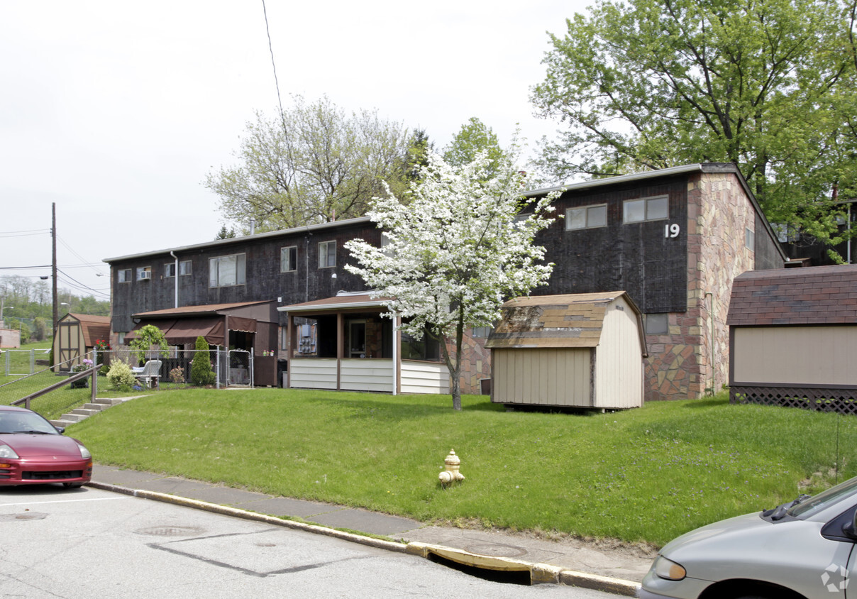 North Braddock Apartments in Braddock, PA