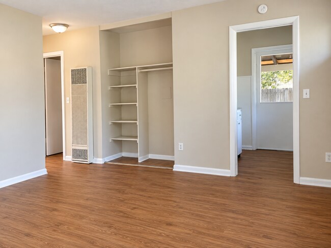Building Photo - 1429 Corinthian Ave