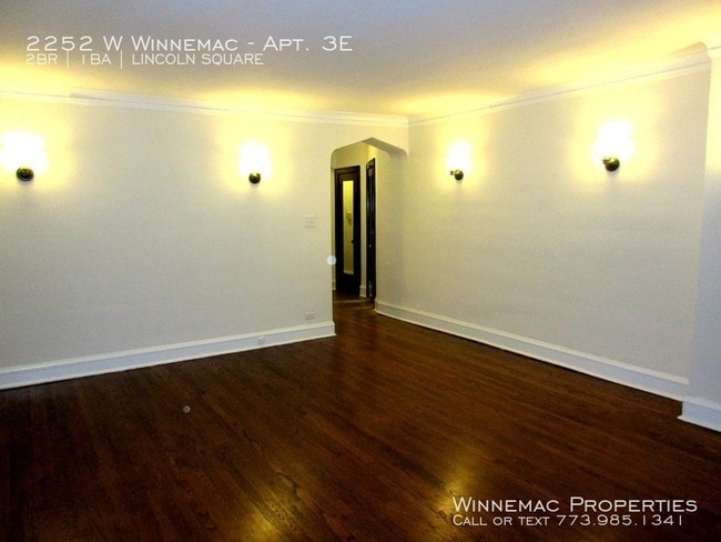 Building Photo - 2252 W Winnemac Ave