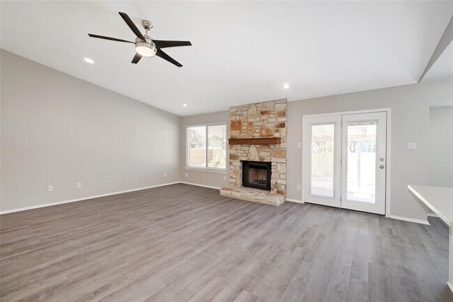 Building Photo - 11428 Bristle Oak Trail