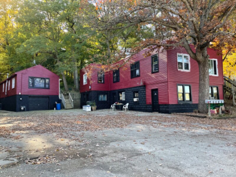 117 Nippersink Rd, Fox Lake, IL 60020 Apartment for Rent in Fox Lake