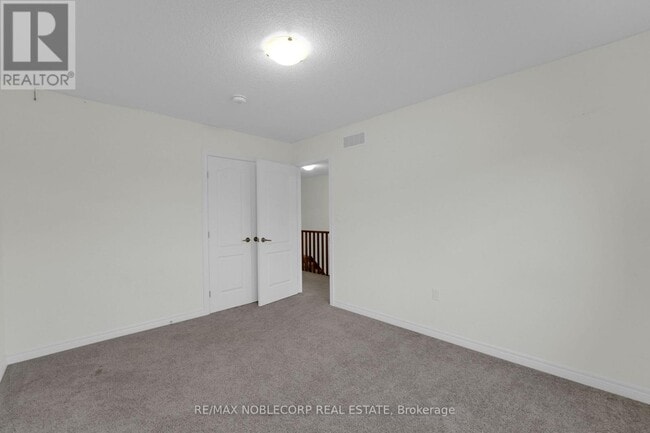 Building Photo - 15 Lloyd Davies Wy