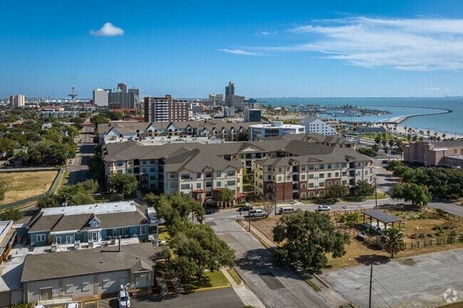 Context - Bay Vista/Bay Vista Pointe