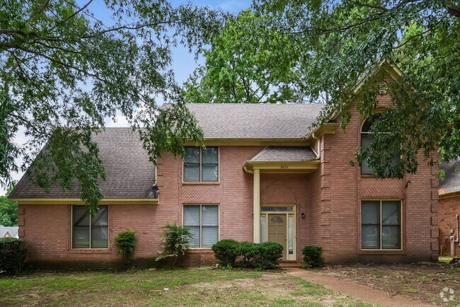 Building Photo - 8664 Meadow Green Dr