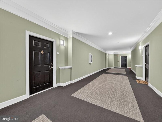 Foto del edificio - 1311 Karen Blvd