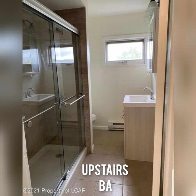Bathroom - 236 Maffett St