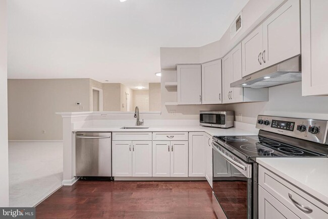 Foto del edificio - 11709 Karbon Hill Ct