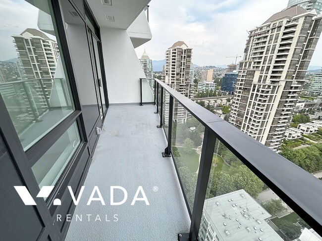 Building Photo - Akimbo Brentwood Apartment For Rent 2810-2...