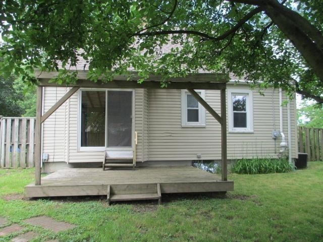 Building Photo - 3364 Oakwood St