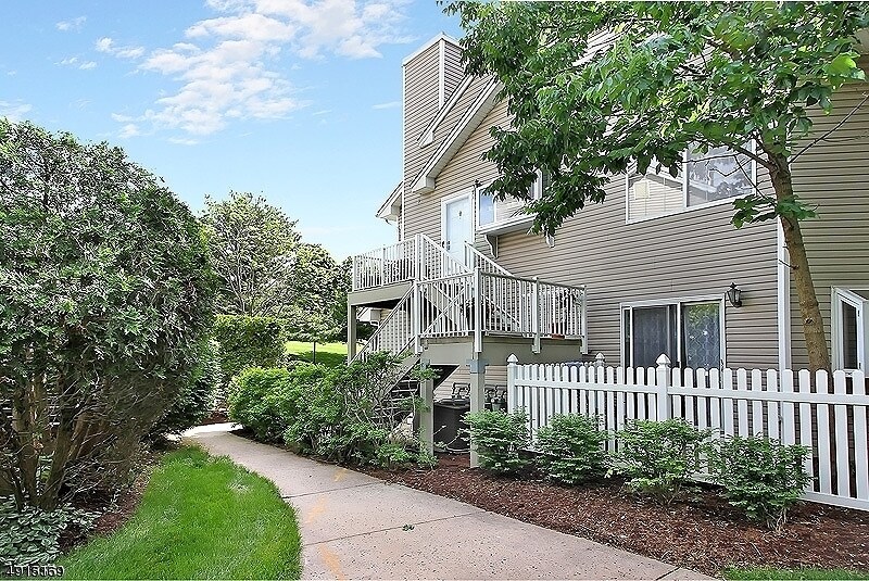 71 Encampment Dr, Bedminster, NJ 07921 Townhome Rentals in Bedminster