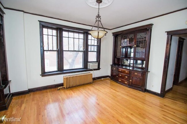 Building Photo - 2453 N Kimball Ave