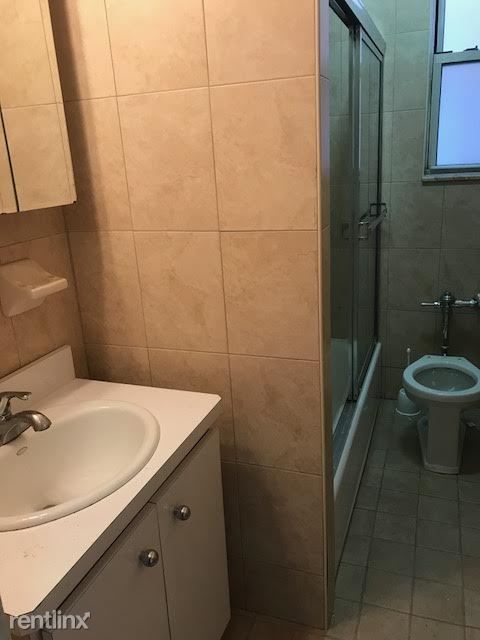 Foto del edificio - 4315 45th St
