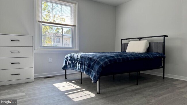 Foto del edificio - 131 N Garfield Rd