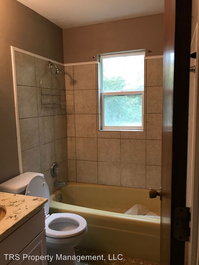 Building Photo - 6650 W Sugar Creek Dr
