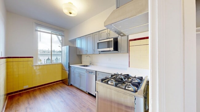 Foto del edificio - 2420 Market St