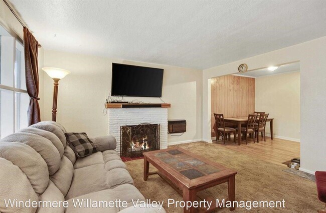 Foto del edificio - 3 br, 2 bath House - 915 Ermine Street SE