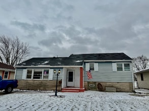 Building Photo - 3620 42nd Pl