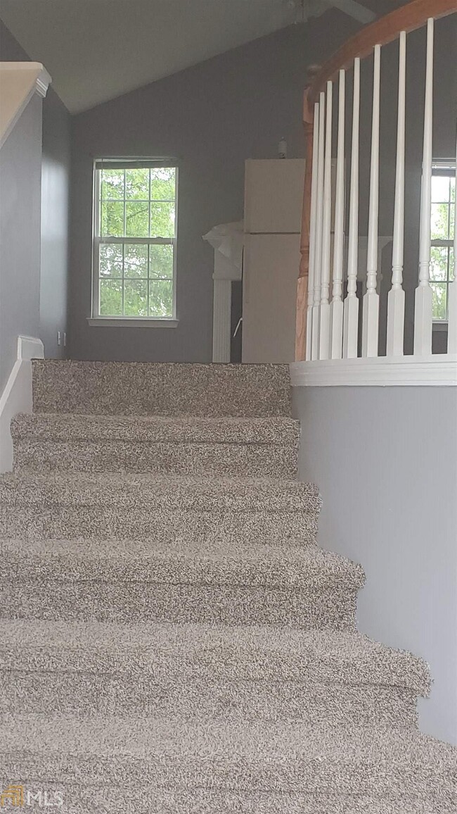 Foto del edificio - 7236 Cedar Forest Dr