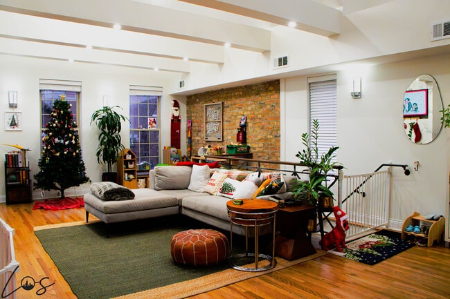 Foto del edificio - 1023 N Winchester Ave