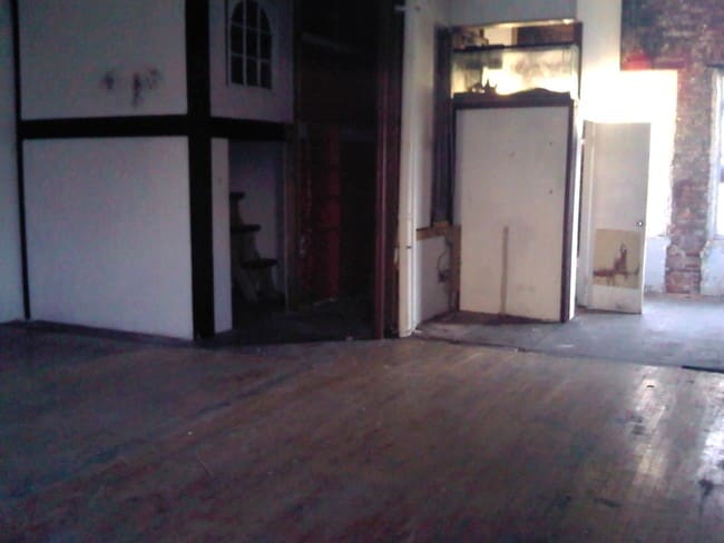 Building Photo - 476 Onderdonk Ave