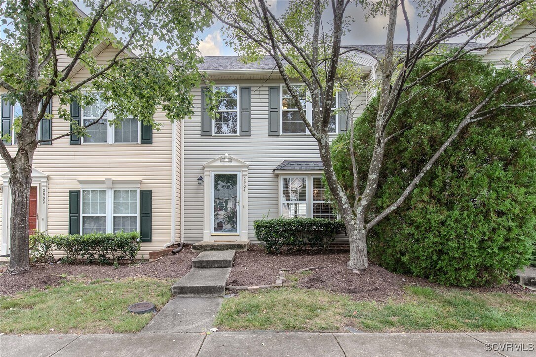 Primary Photo - 2904 Queensland Dr