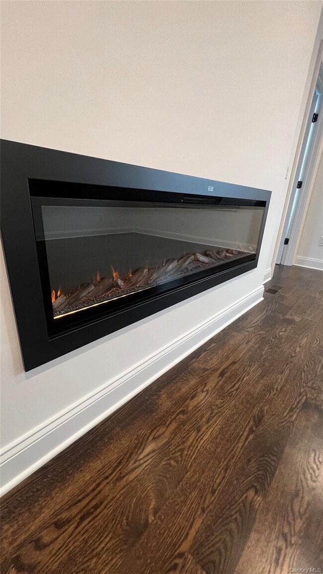 Building Photo - 40 Elmwood Ave