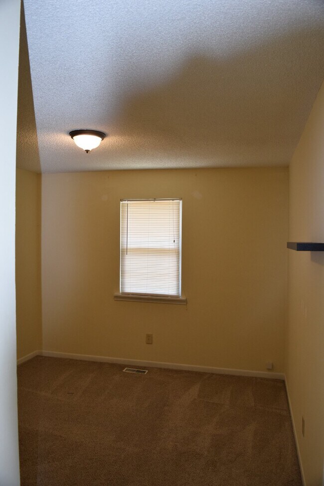Building Photo - Charming 3 Bed, 2 Bath Home in Powder Spri...