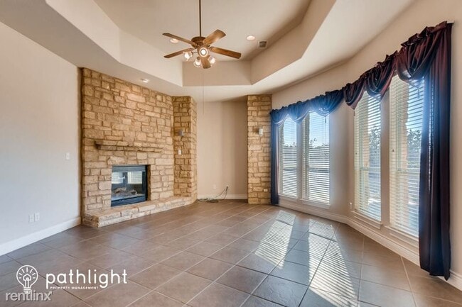Foto del edificio - 5 br, 3 bath House - 340 Aspen Dr UNIT