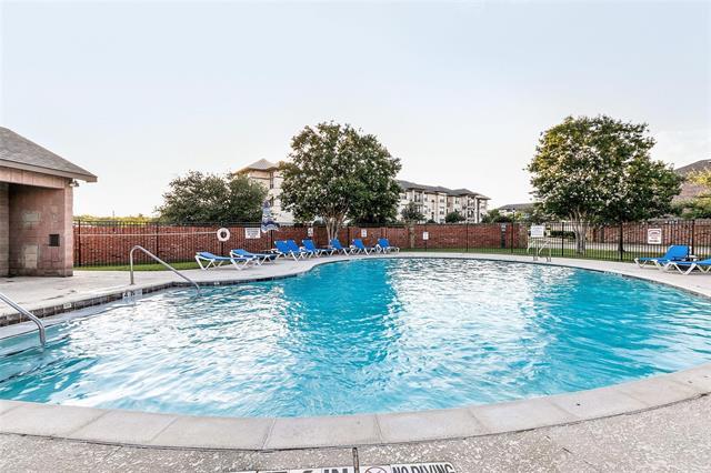 Foto del edificio - 897 Shelby Ln