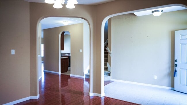 Foto del edificio - 15206 Bartlett Landing Dr