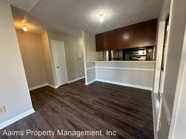 Building Photo - 3 br, 2 bath House - 6917 Timberwood Dr.