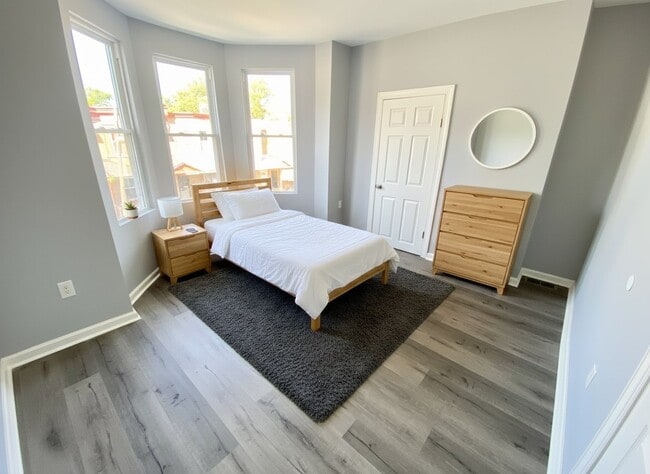 Building Photo - 459 N Dearborn St