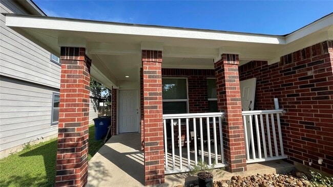 Building Photo - 7513 Cayenne Ln