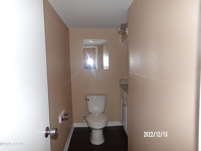 Foto del edificio - 5707 Lake Dr