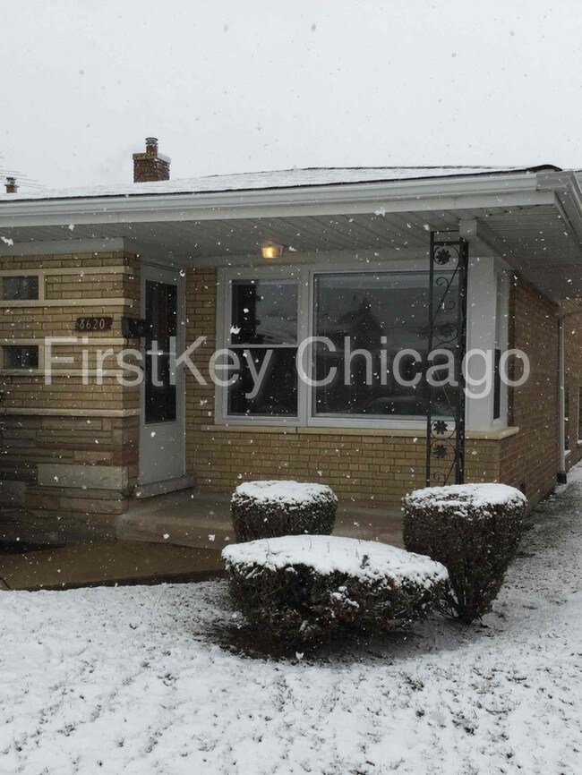 Building Photo - 8620 S Tripp Ave