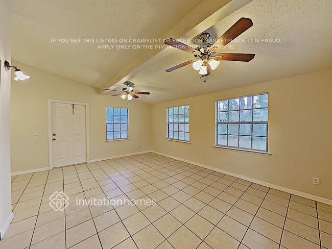 Foto del edificio - 104 Ramblewood Dr
