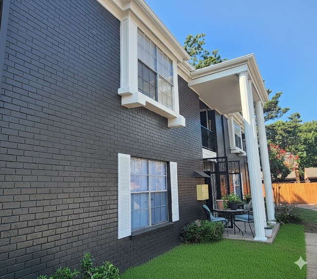 Building Photo - Brookside Garden