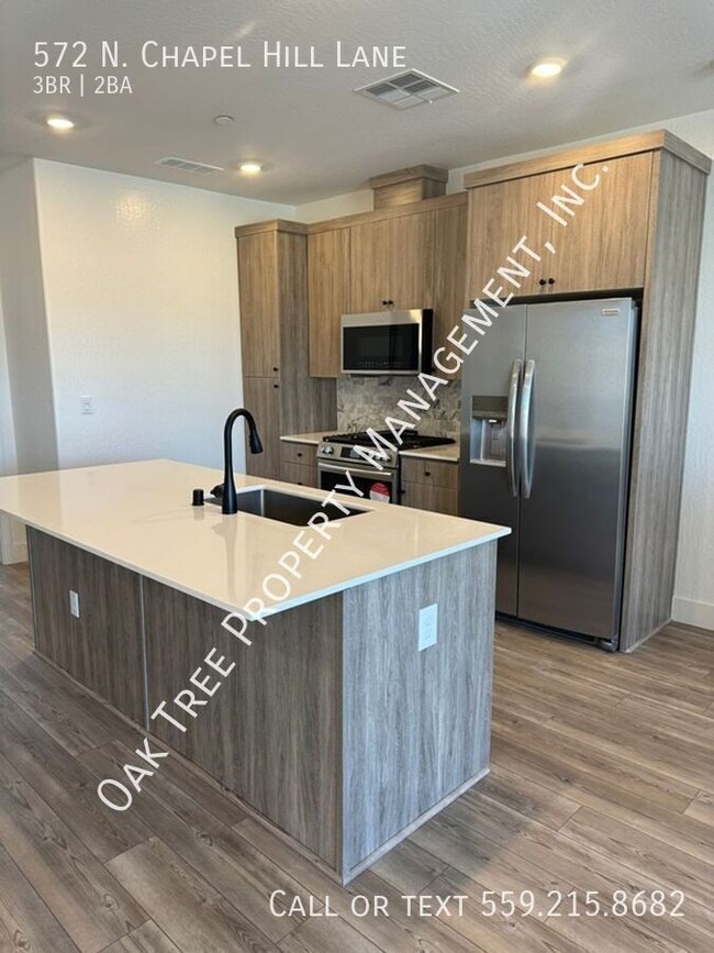Foto del edificio - 572 N Chapel Hl Ln