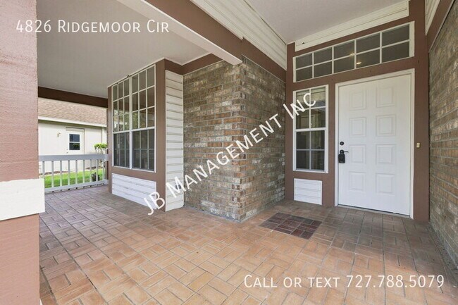 Foto del edificio - 4826 Ridgemoor Cir